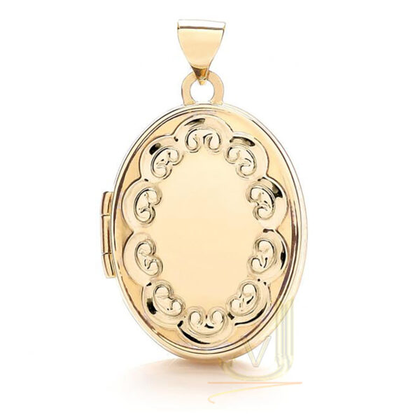 Gold Fancy Oval Locket LK0144