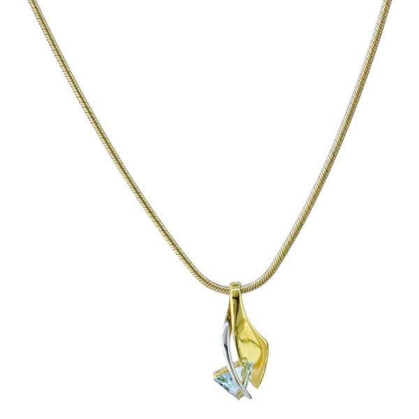 Blue Topaz Pendant Chain R622E