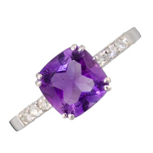 18ct Diamond and Amethyst ring